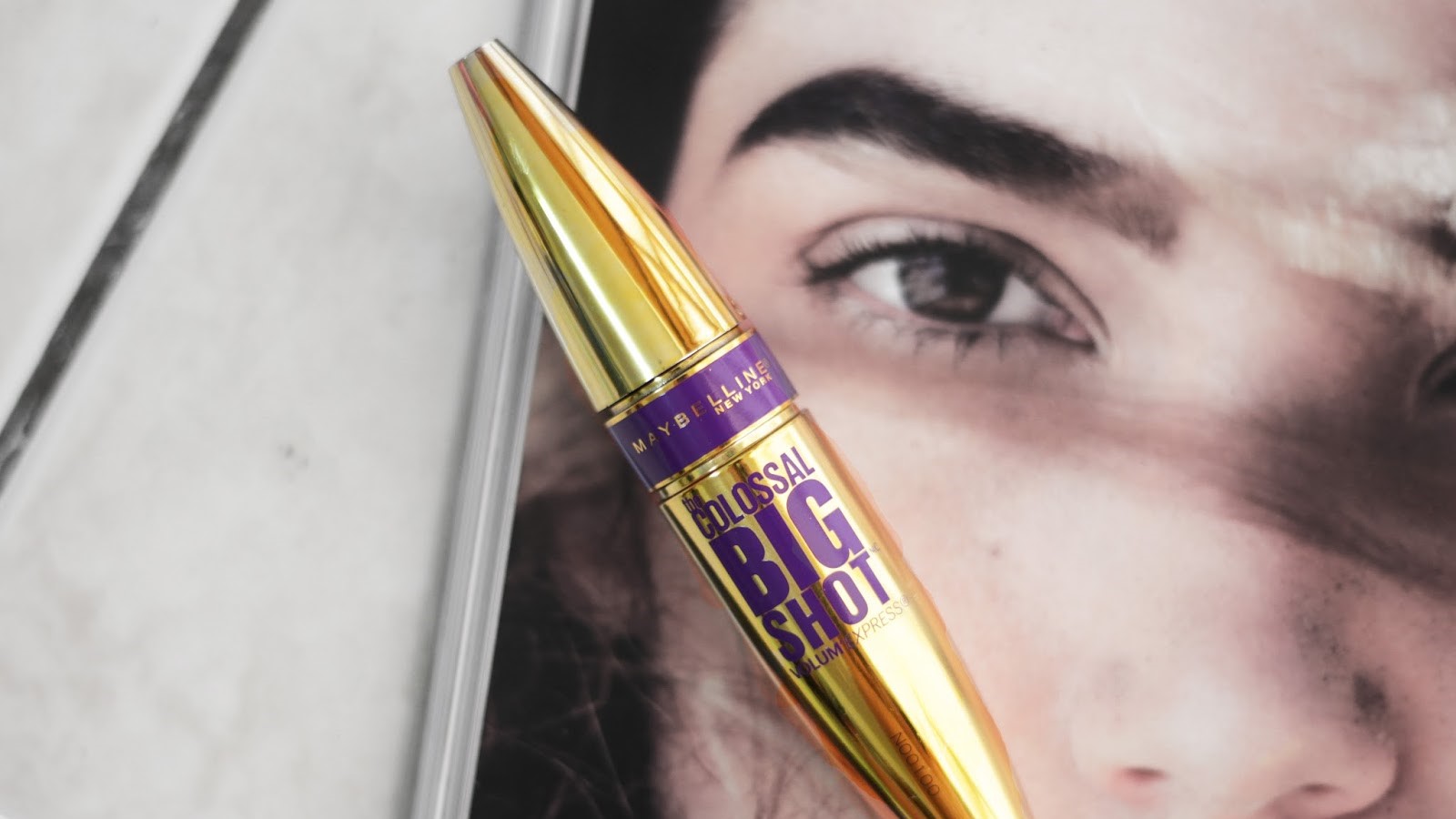 maybelline_colossal_bigshot_mascara_review_2017_1